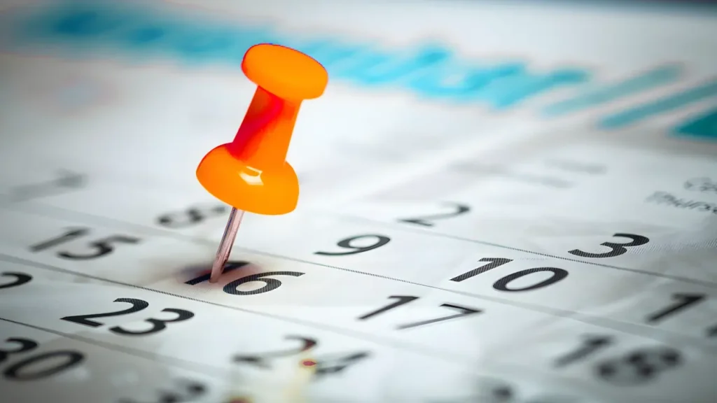 Imagem de uma tarraxinha fixada a um calendário